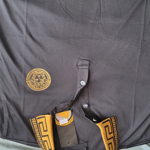 Mens versace polo shirt - Picture 2 of 3